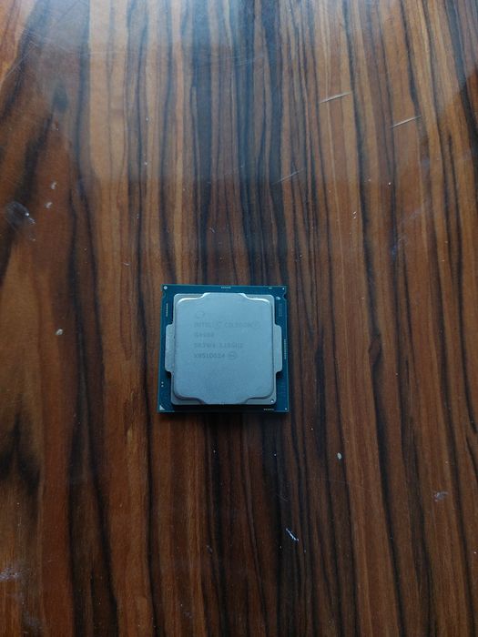 Интел, Celeron G4900