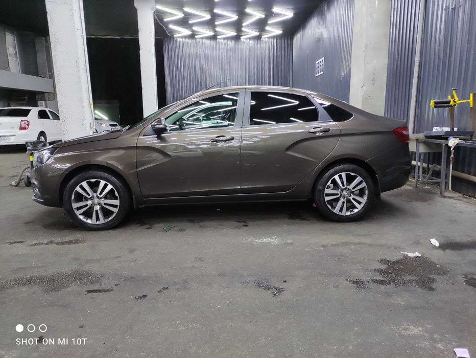 Диски от автомобиля Лада Веста Кросс