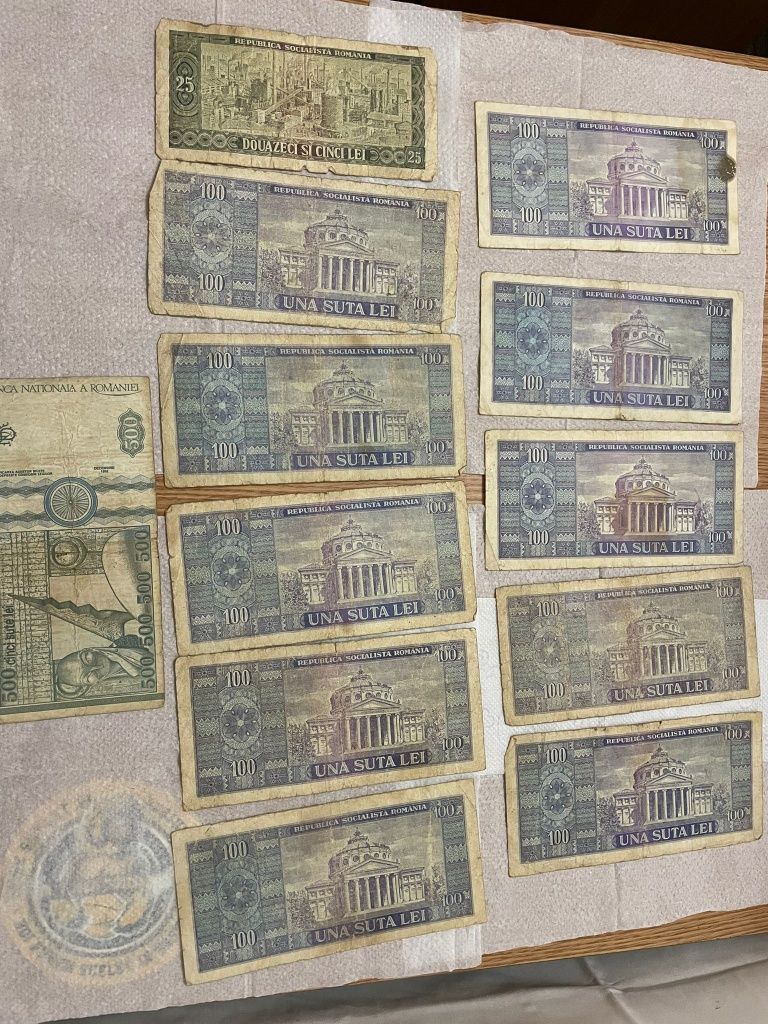 Vând bancnote vechii