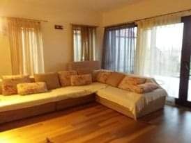 Inchiriez casa individuala in Albina