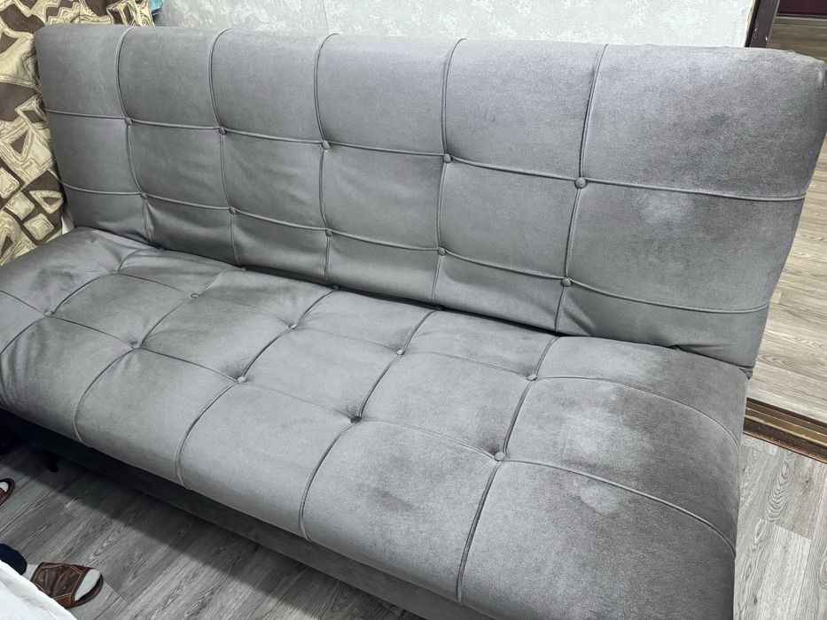 продам диван в отличном состоянии