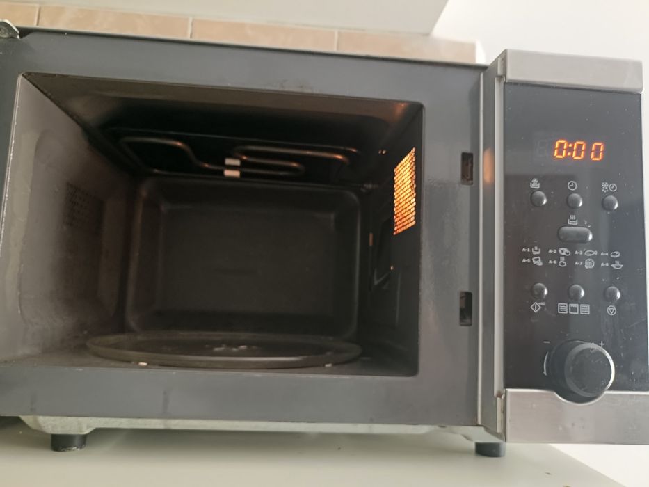 Cuptor microunde  grill Eletrolux