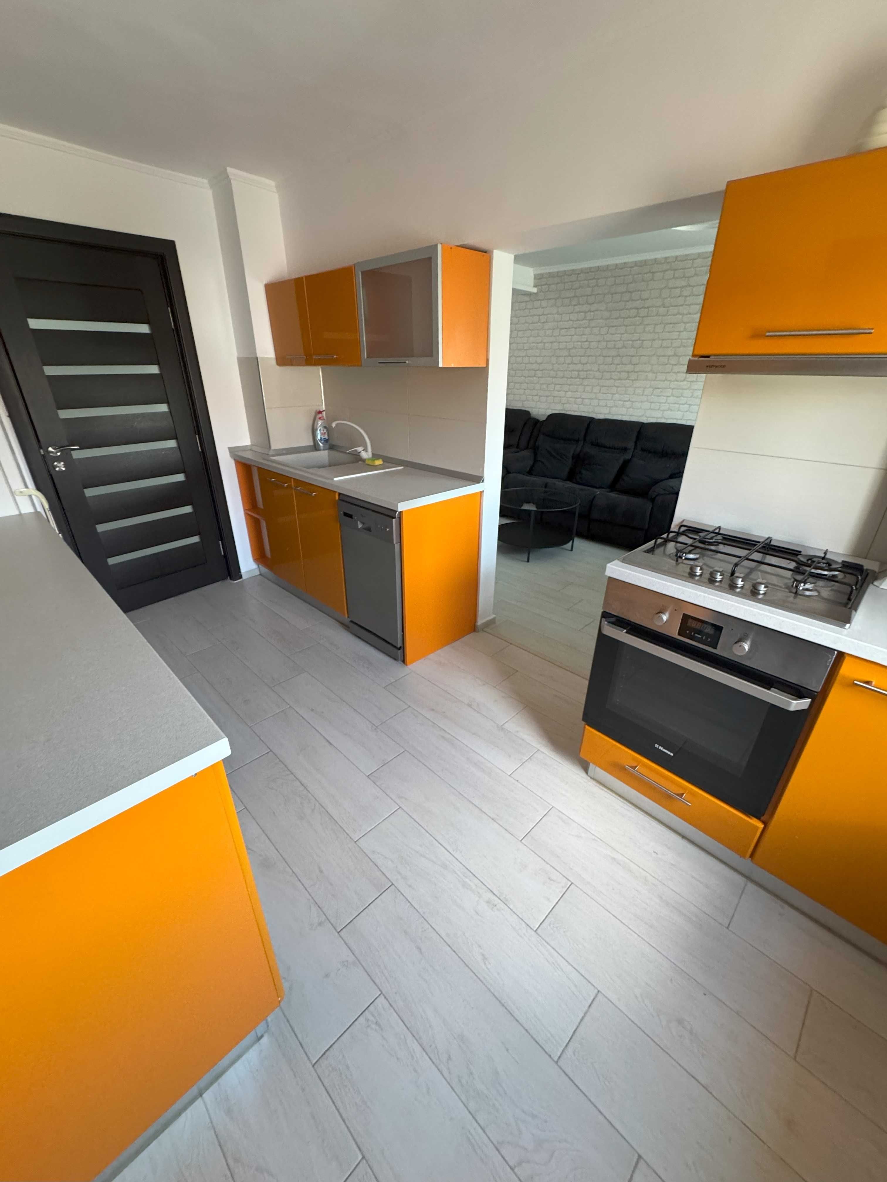 4 camere | micro 3 | mobilat | 108 mp |