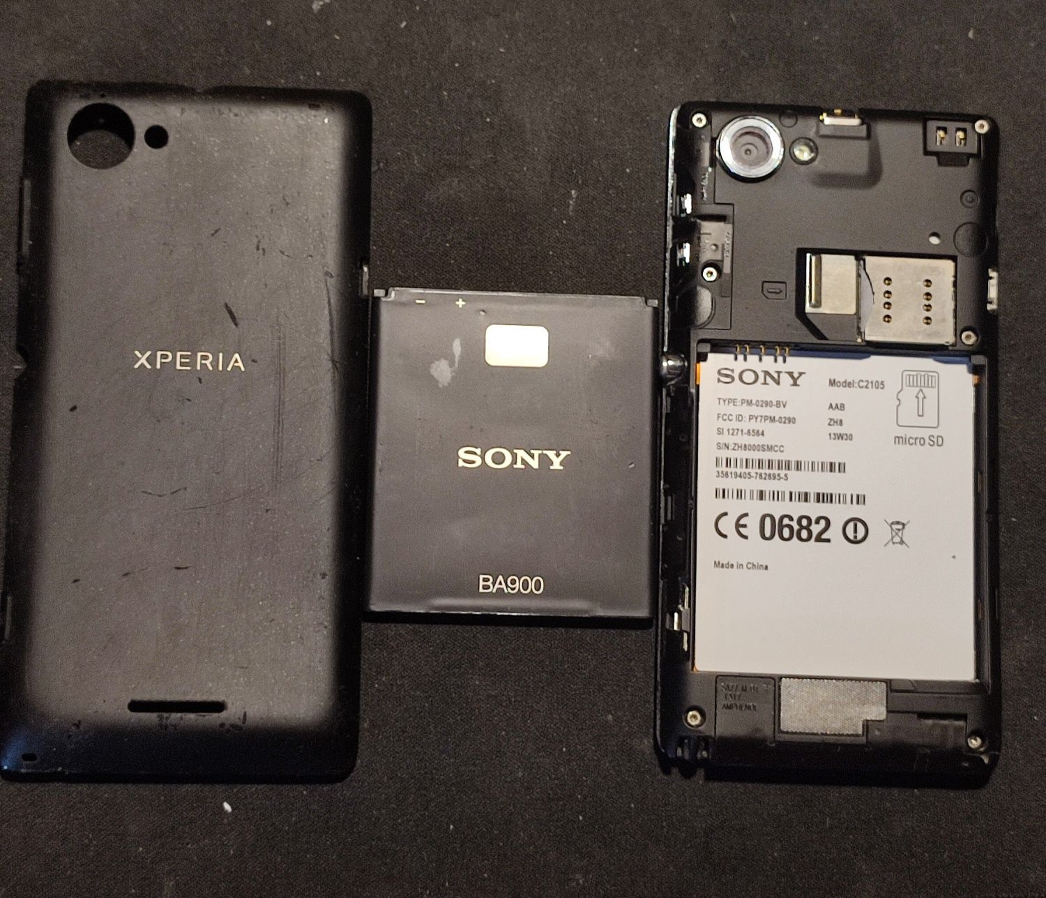 Sony Xperia C2105 + Sony Xperia E15i