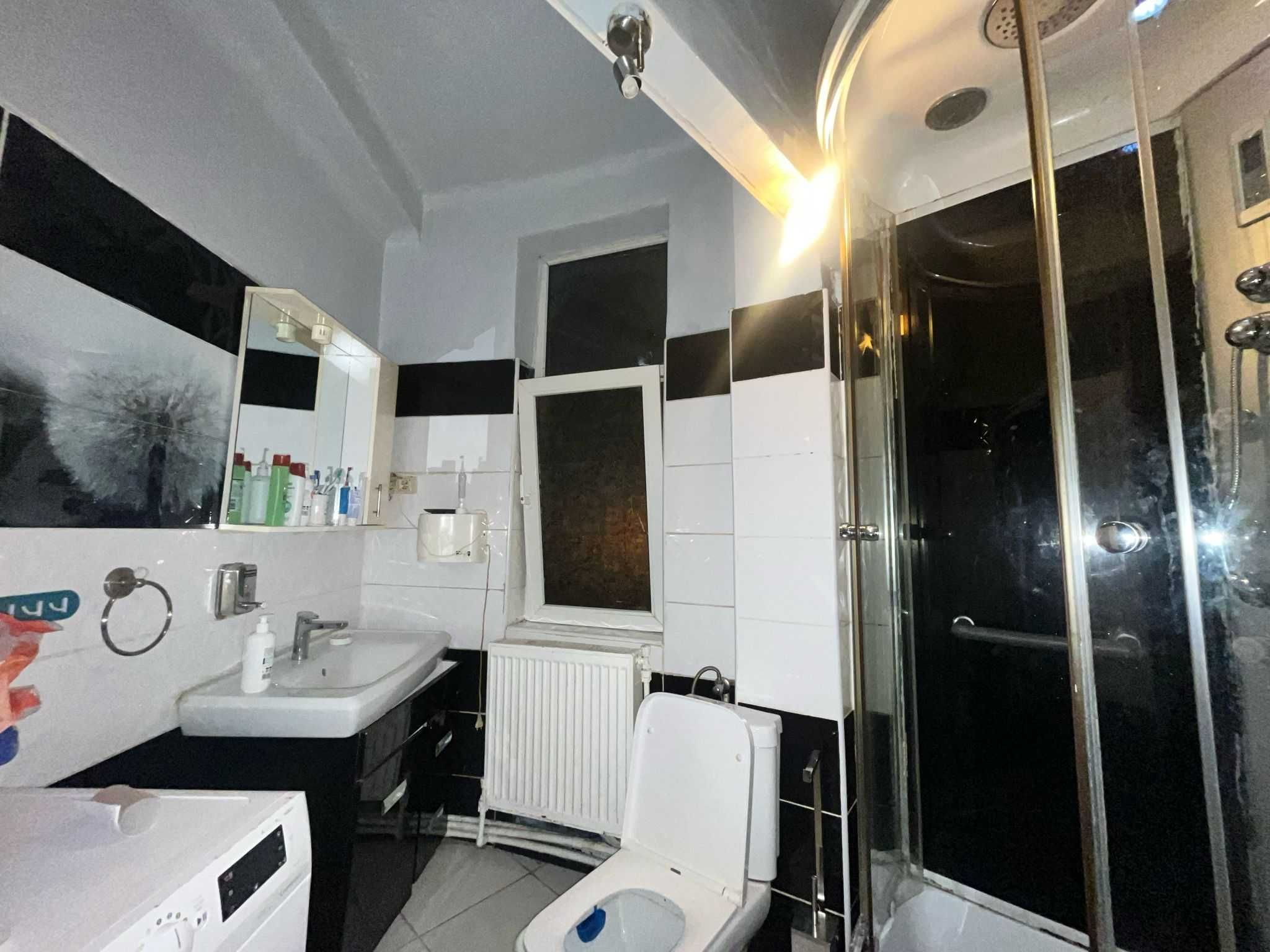 Vand apartament 3 camere TItulescu