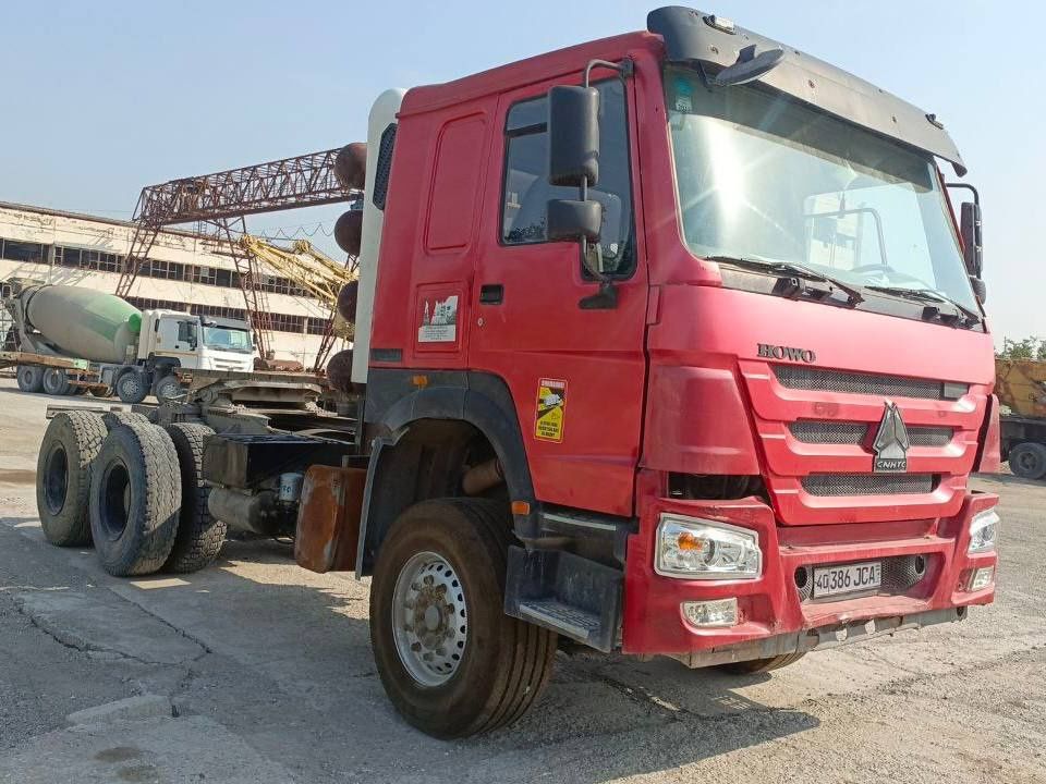 "Tgach howo"  Сотилади.  
Zavatiskoy gaz yili 2016 yil

35,000$

Hamma