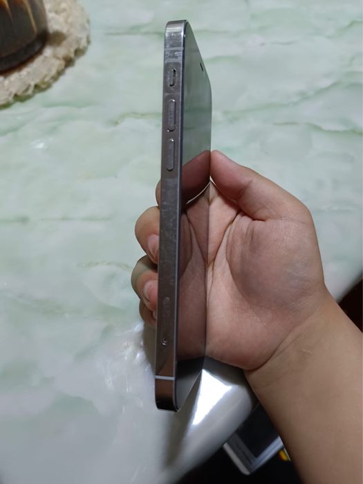 Продаётся айфон 12про