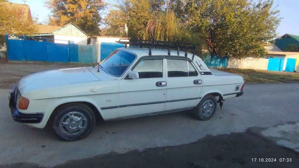Волга. 31029 сотилади