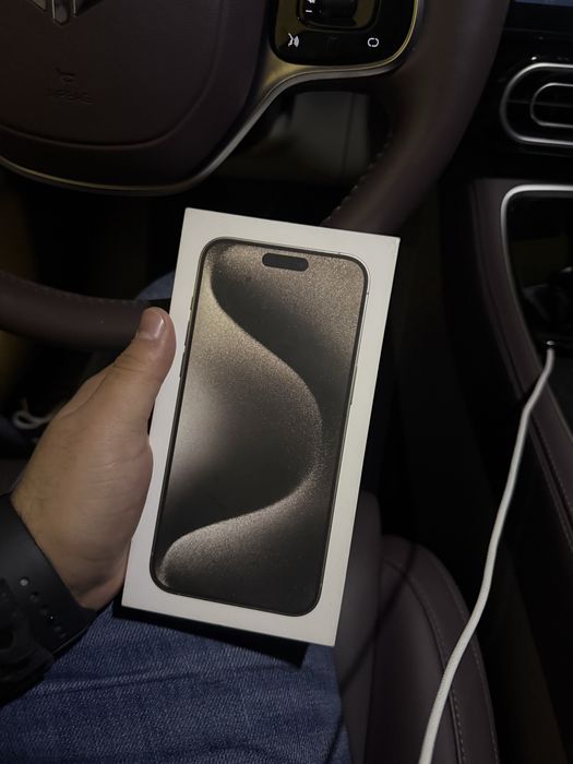 IPhone 15 pro max 256gb sim