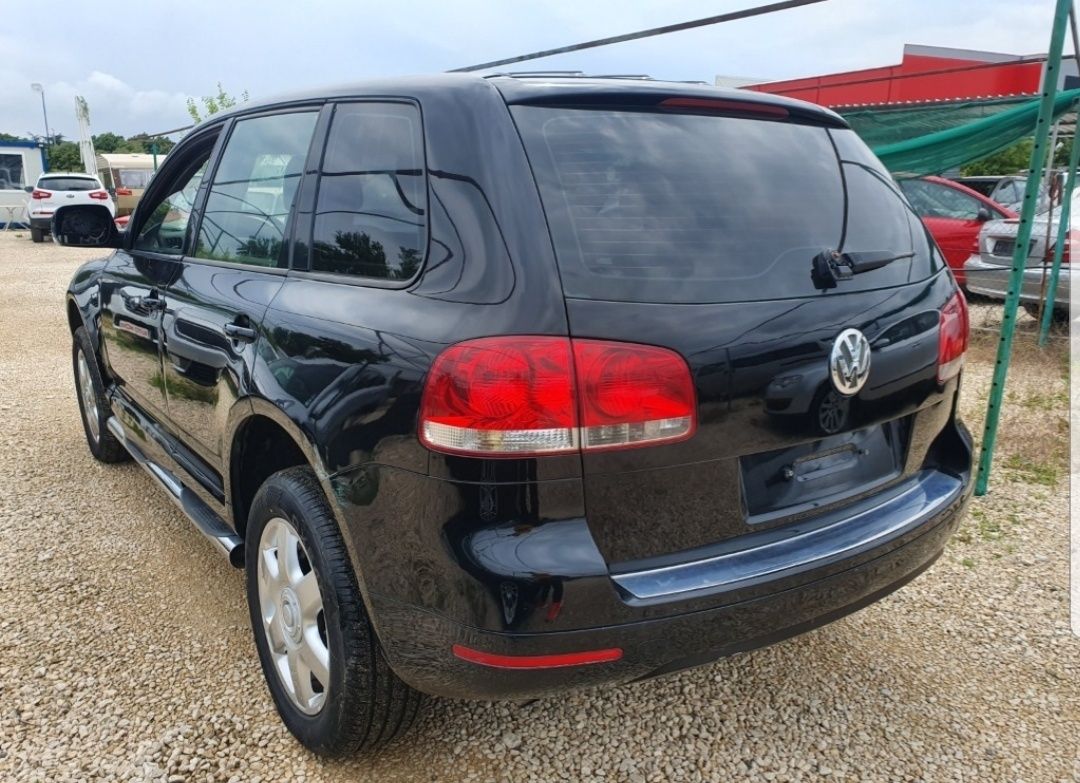 Продавам VW TUAREG 3.2i на ЧАСТИ!