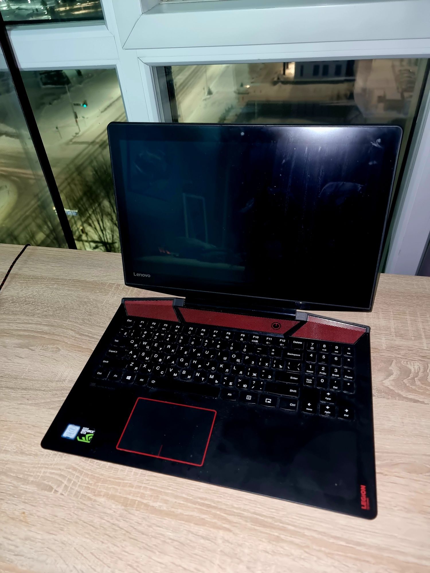 Игровой ноутбук Lenovo Legion Y720