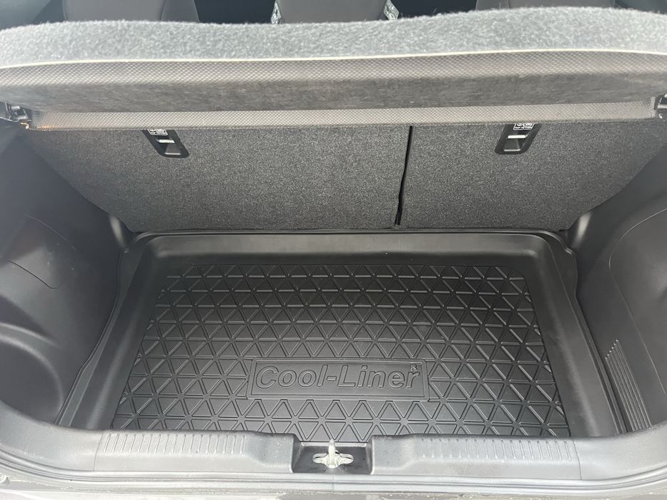 Vand / Schimb suzuki swift 2019 automat