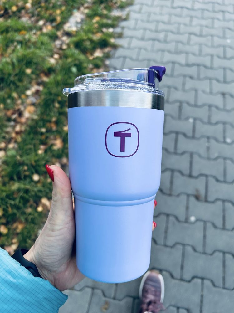 Нова Термо чаша Tupperware 630мл.Не разлива,за топли и студени напитки