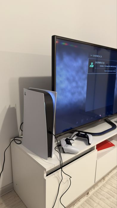 Прдам новый PS5 с играми