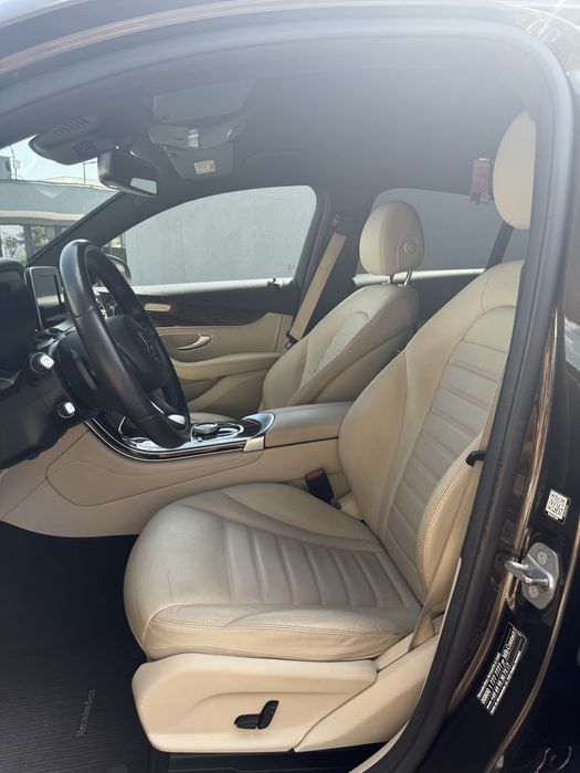 Mercedes glc coupe 2017, maro cu interior crem 2.2D