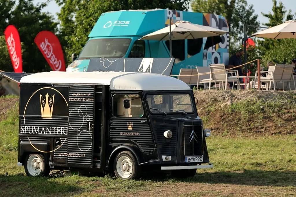 Citroën HY 1977 SPUMANTERIA / PROSECCOBAR Bar mobil prosecco