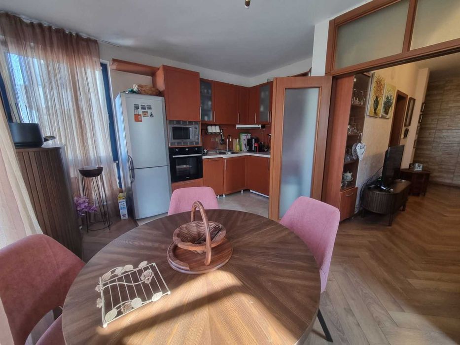 Продава се Двустаен апартамент в София, Малинова долина - 103 кв.м за 2573 €/кв.м - Снимка #5