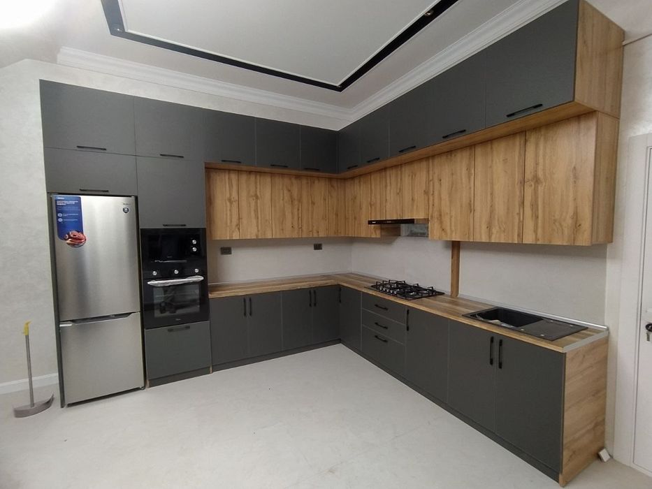 Kuxni mebel zakazga yosabbaramiz