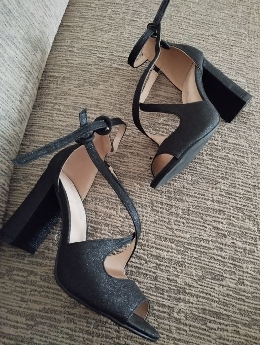 Sandale glitter elegante cu toc gros