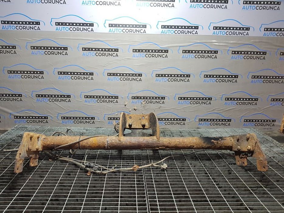 Carlig remorcare Toyota Hilux 2010 - 2015 SUV 4 Usi (671)