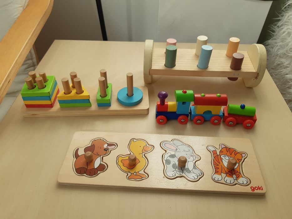 Лот дървени бебешки играчки