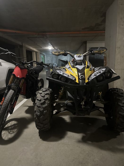 can am renegade 800r 2007(se aprinde becul de ulei )