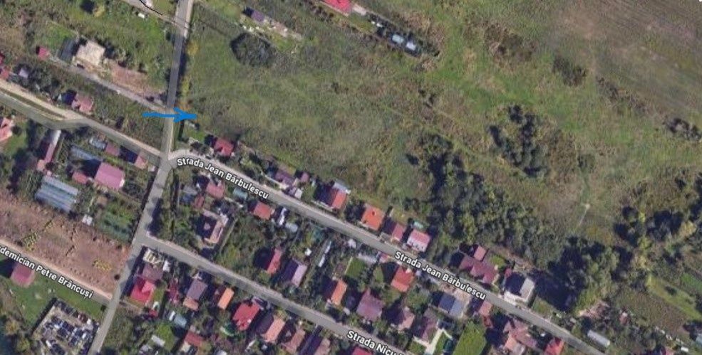 Vând teren zona Șișești