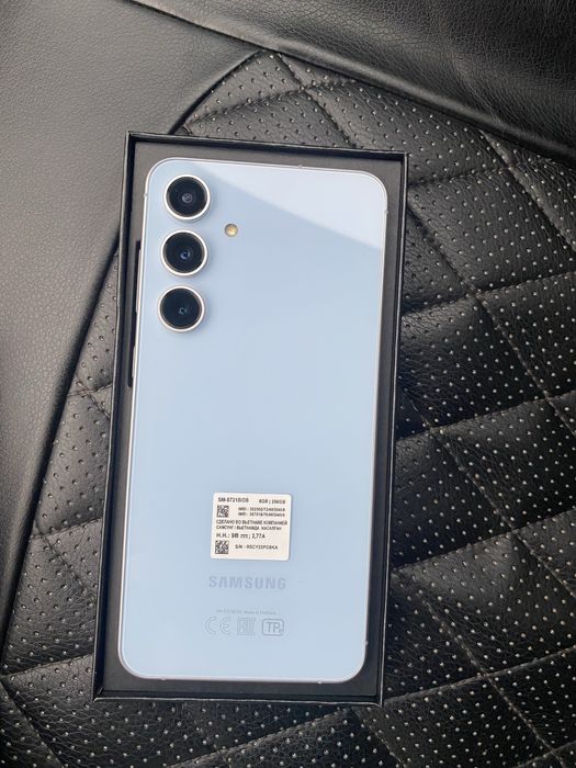 Самсунг новый с24еф омбен на айфон