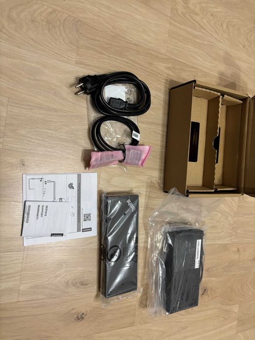 ThinkPad Universal Thunderbolt 4 Dock Докинг станция