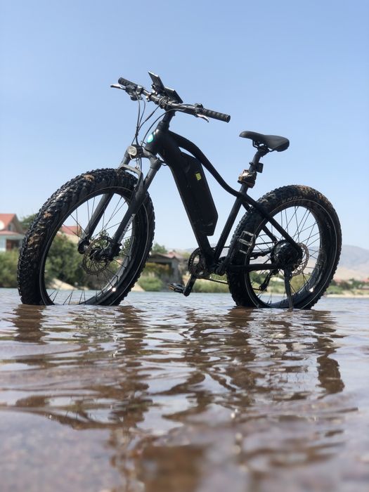 Elektricheskiy velosiped sotiladi
