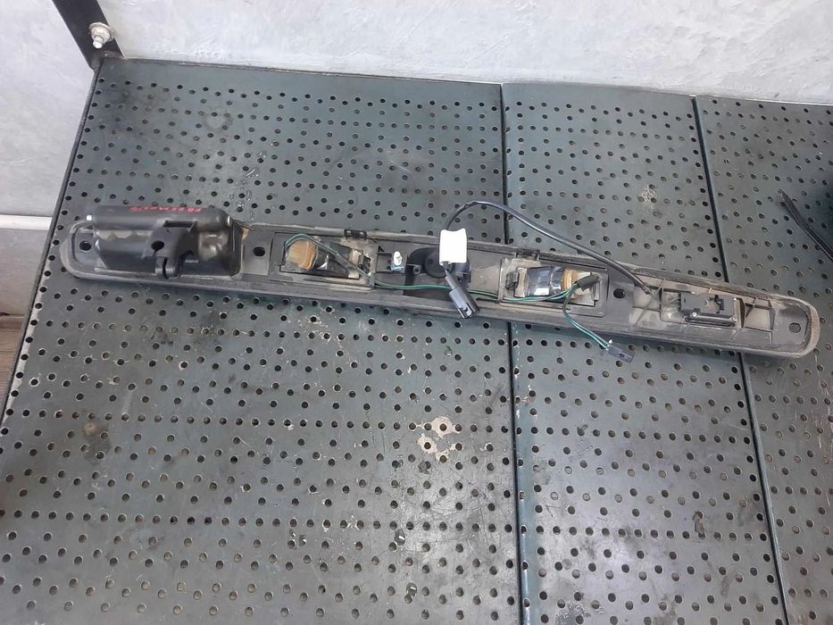 switch maner deschidere haion cu buton automat  fiat freemont 345 164660000xx