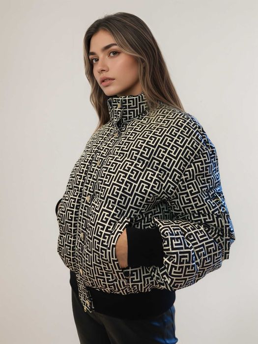 REDCargo Clothes: распродажа курток и джинсов, тренды 2025!