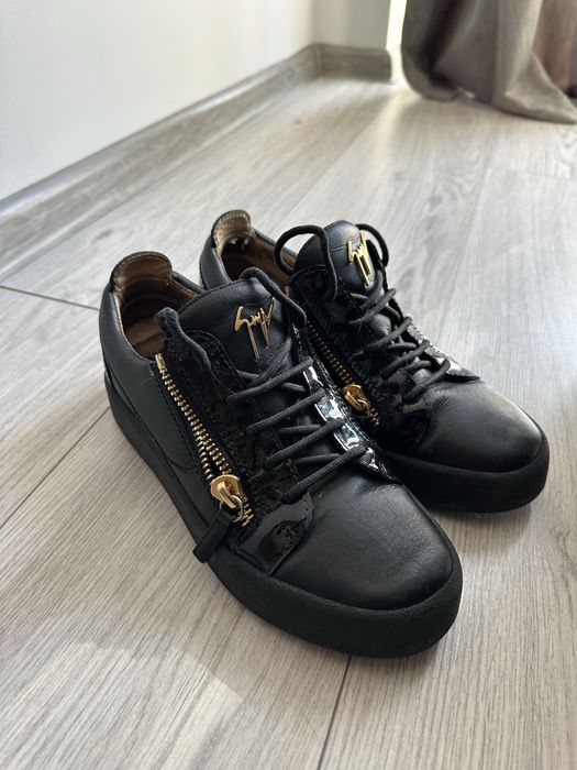 Guiseppe Zanotti дамски