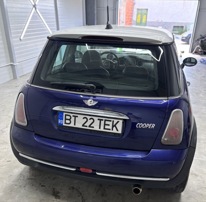 MINI COOPER 1.6 benzina 2004 clima stare foarte buna