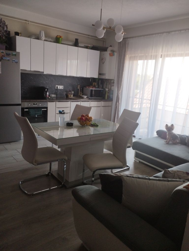 Apartament de vânzare