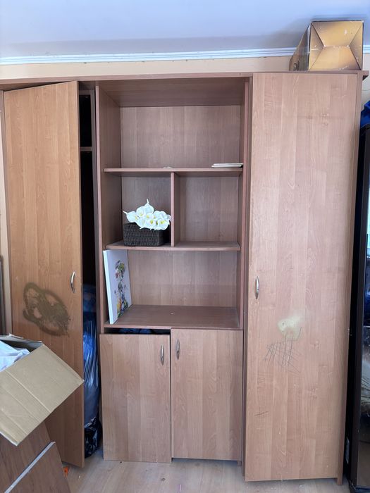 Шкаф (можно разделить по частям)