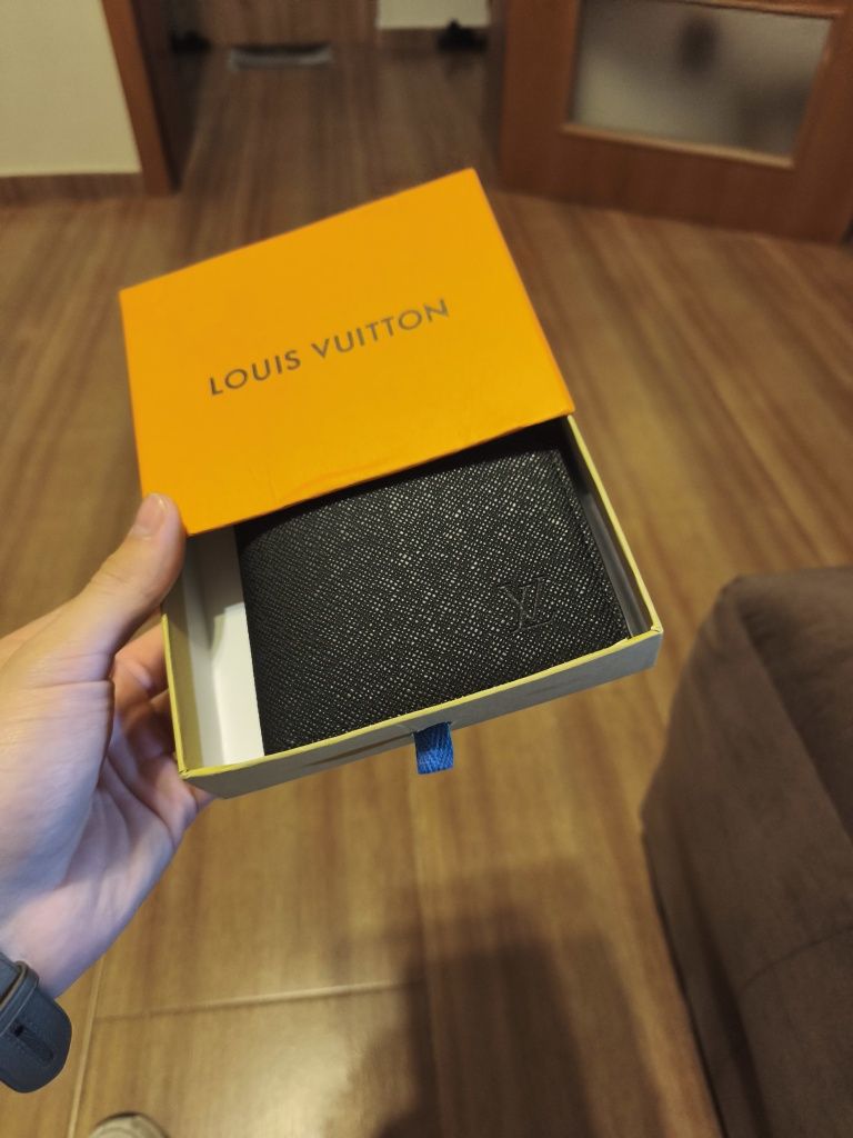 Louis Vuitton мъжки портфейл с кутия