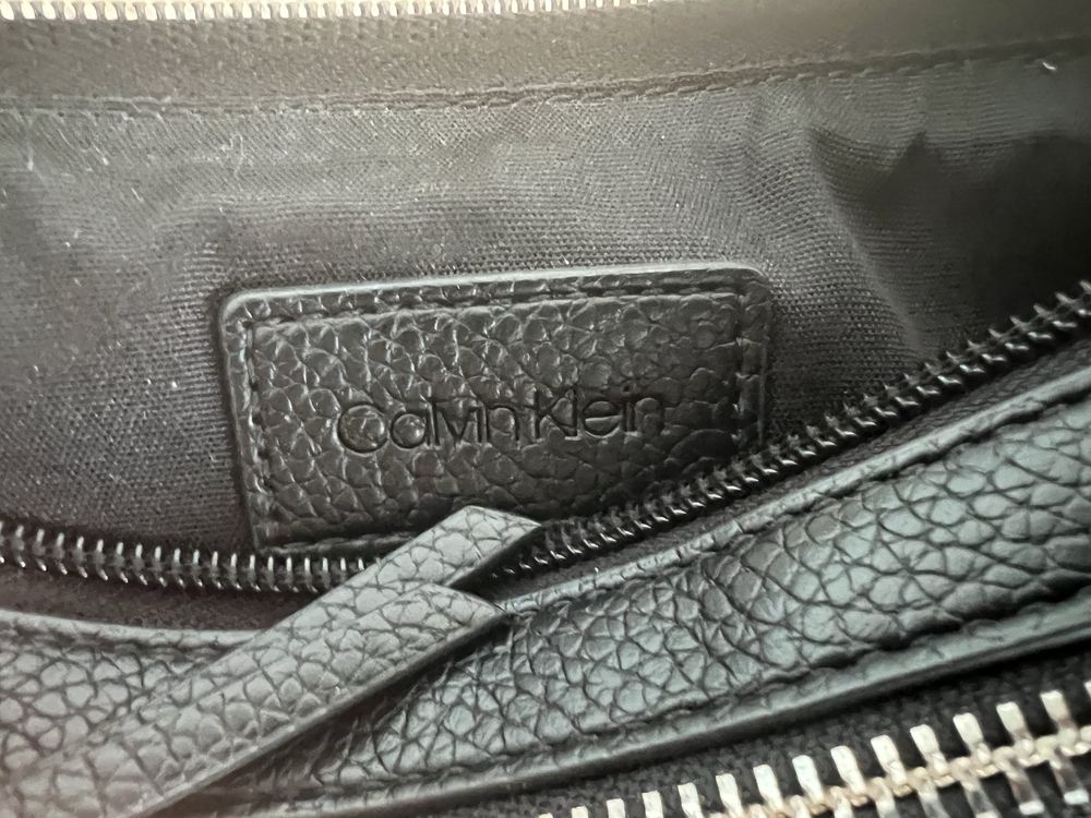 Дамска чанта Calvin Klein