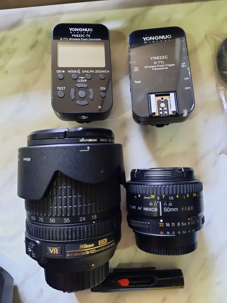 Продаю свой полупрофисиональную фото камеру  Nikon D7000
