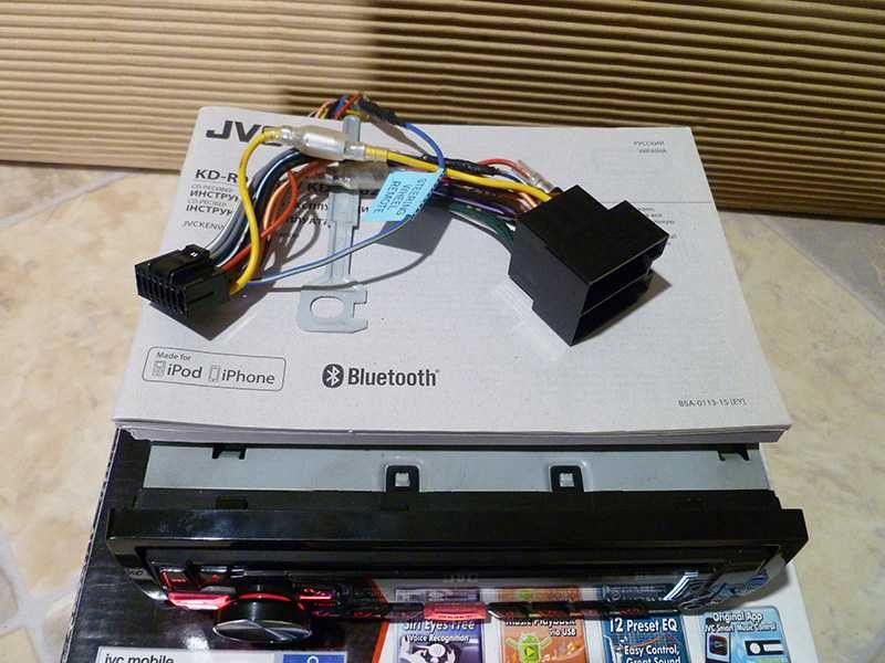 JVC KD-R861BT Bluetooth / USB / AUX / CD / Radio