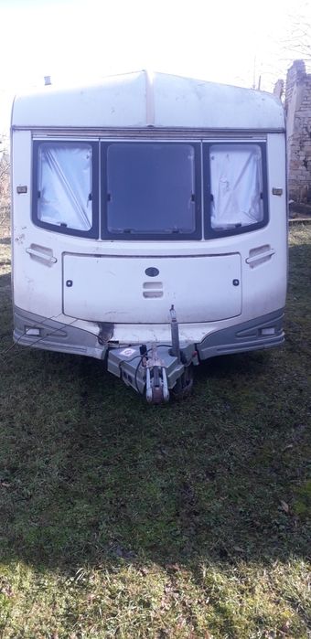 Продавам каравана