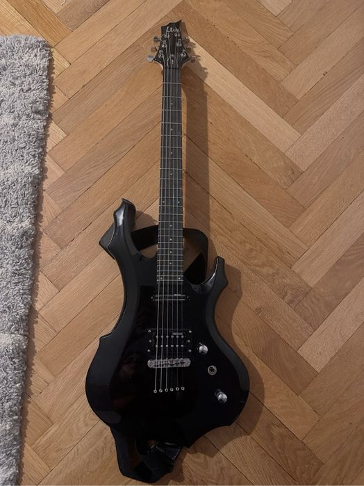 Chitara electrica neagra ESP Ltd F-10 Kit BLK