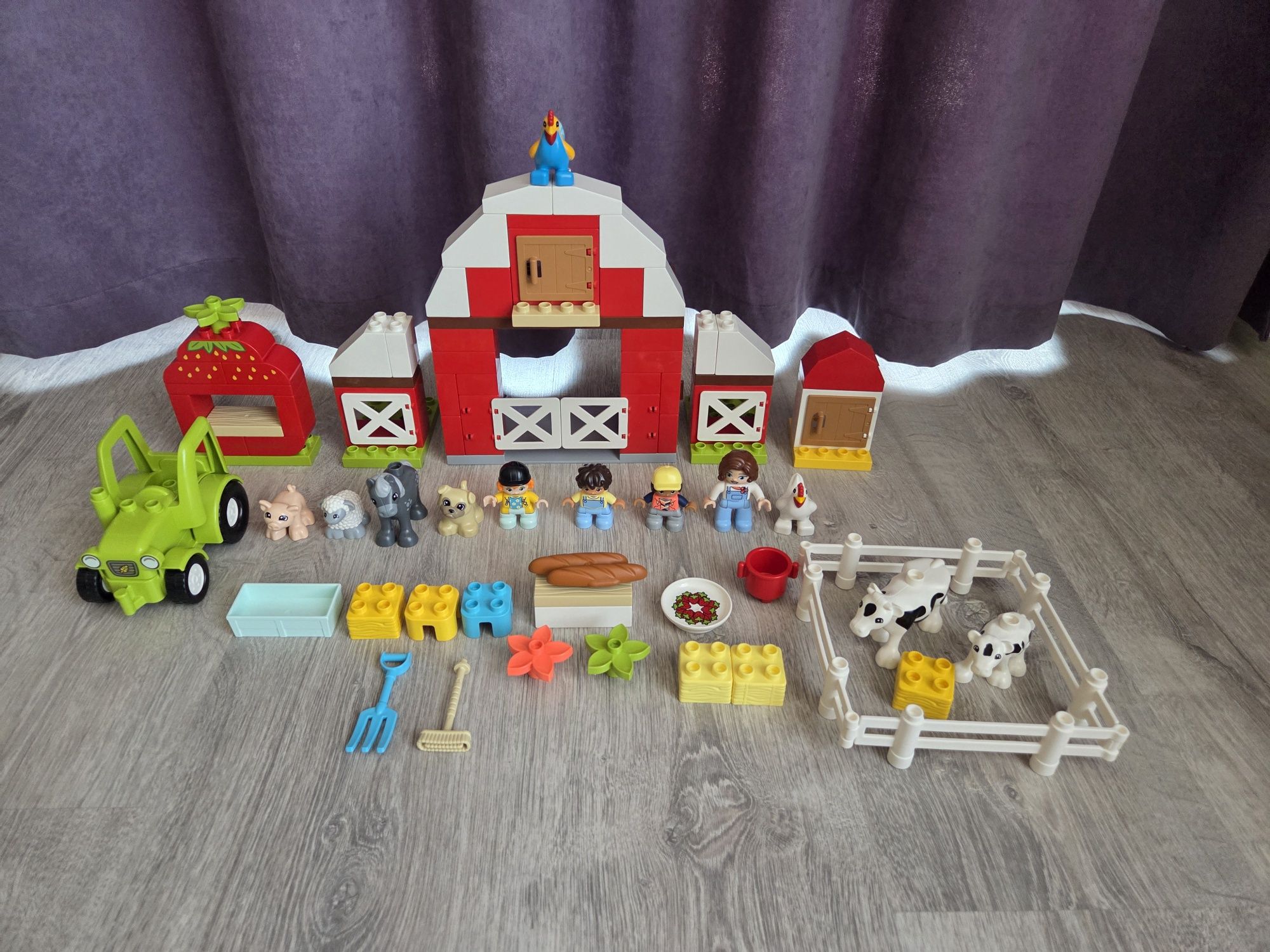 Lego Duplo - автомивка, ферма, летище