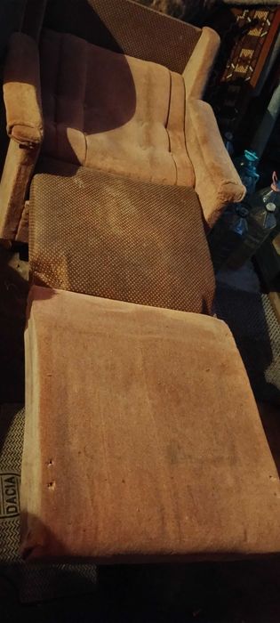 Comoda maro putin veche