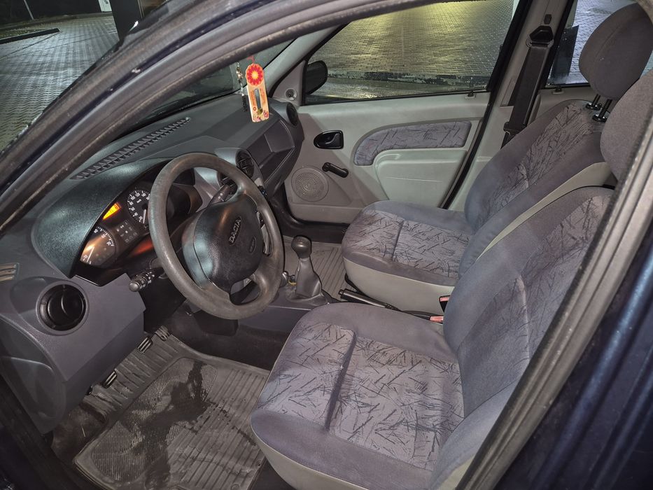 Dacia logan 2006 motor 1.4 benzina  fara dotări 5250 lei