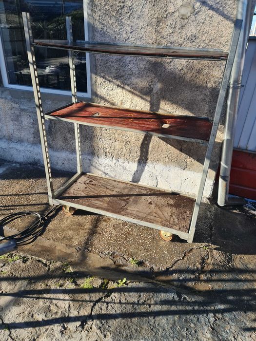 подвижен стелаж рафтове