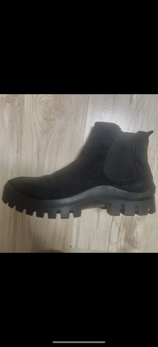 Calvin Klein черни боти