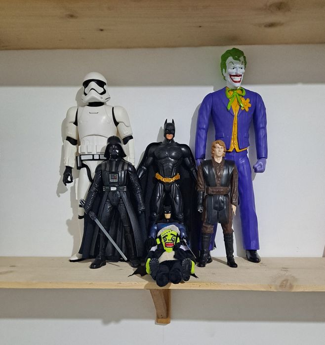 7 figurine 50 cm Star Wars Batman Joker Vader Terminator Robocop