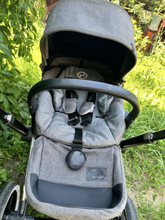 Cybex priam lux коляска
