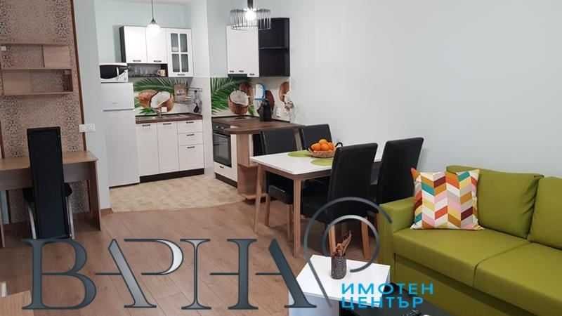 Дава се под наем Двустаен апартамент в Варна, Център - 55 кв.м за 459 € - Снимка #1